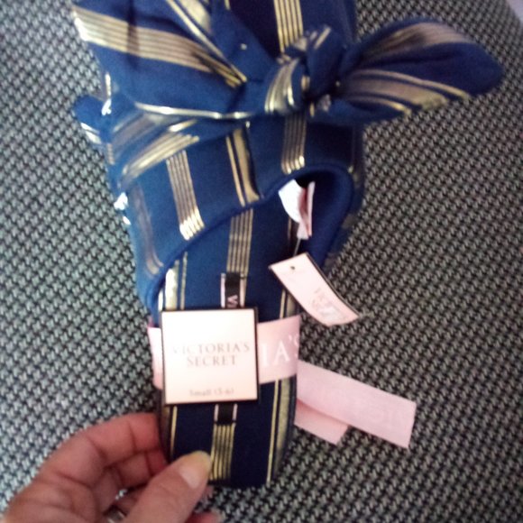 Victorias Secret slippers NWT sz. small navy and gold lurex - Picture 5 of 5